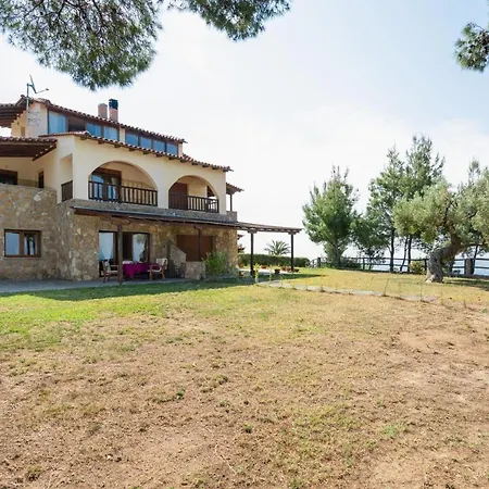 By Halkidiki Holiday home *